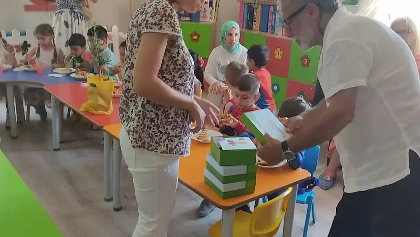 Ayvalık'ta atıksız doğum günü partisi