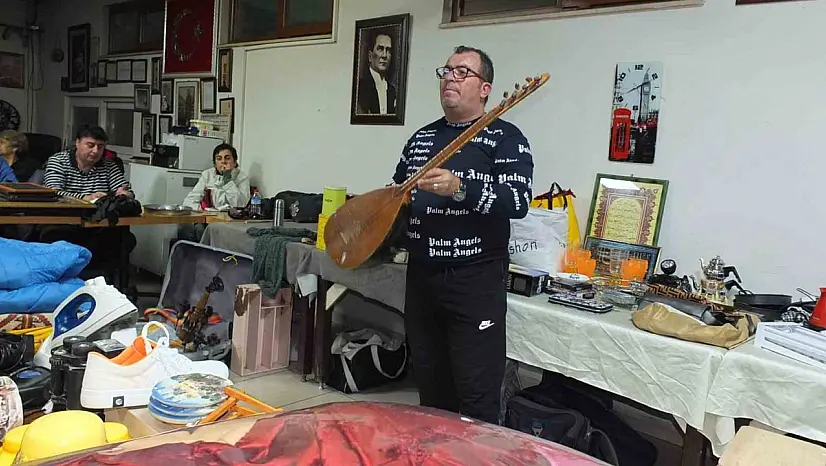 Balıkesir'de şehir parkında mezata ilgi yoğun oldu