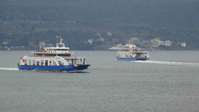 Bozcaada ve Gökçeada'ya yarınki feribot seferlerine fırtına engeli