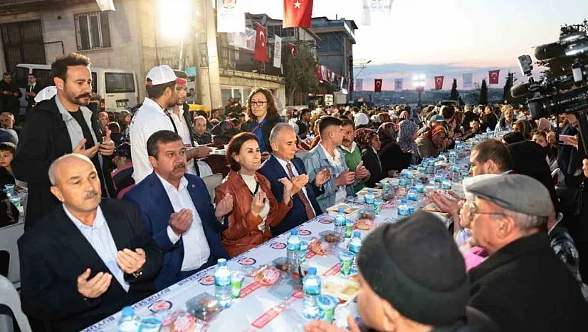Büyükşehir üç ayrı koldan iftar geleneğini yaşatıyor