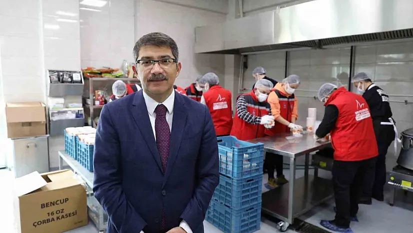 Şehzadeler hem yaşlılarını hem de depremzedeleri unutmuyor