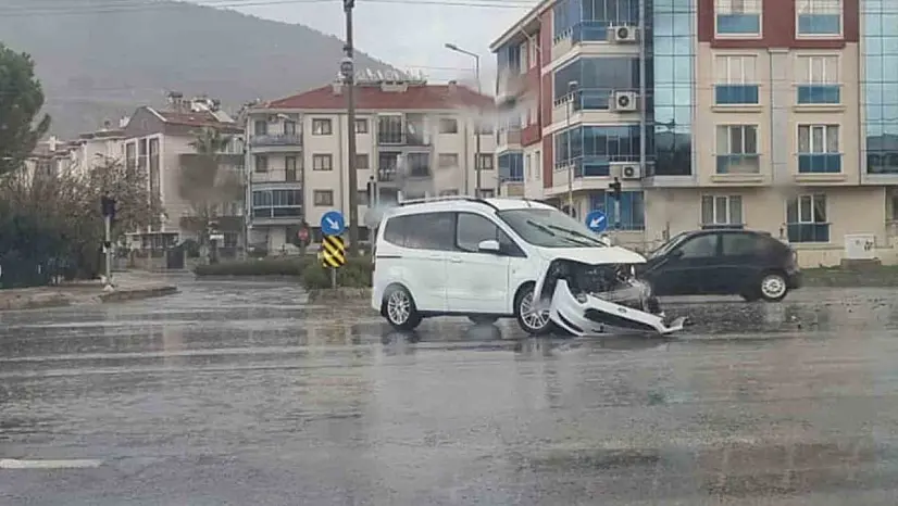 Yağmur kazaları